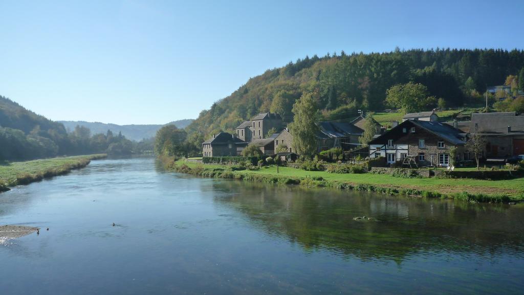Gite La Passerelle A Mouzaive Vresse-sur-Semois Ruang foto